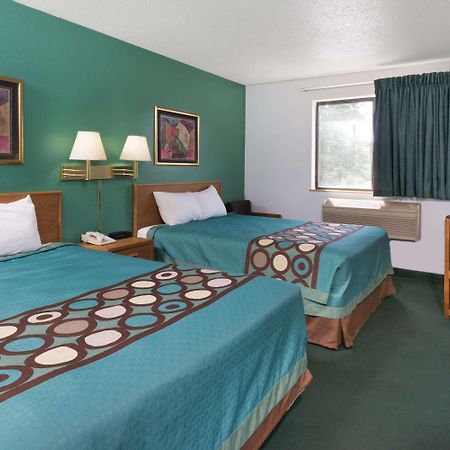 Super 8 By Wyndham New Stanton Exterior foto